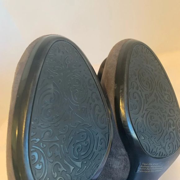 Clarks Artisan Society Ball Suede Pumps Taupe Women’s Size 8W (wide) - Picture 4 of 16